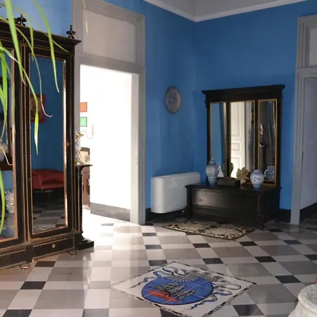 Sud Palazzo Rau Della Ferla * Noto